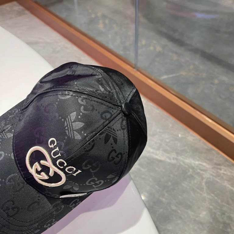 Gucci (Gucci) classic original single baseball cap     counter 11 open mold customized, the highest version, the original canvas material   head layer cowhide, lightweight and breathable! In-kind shooting, four seasons v