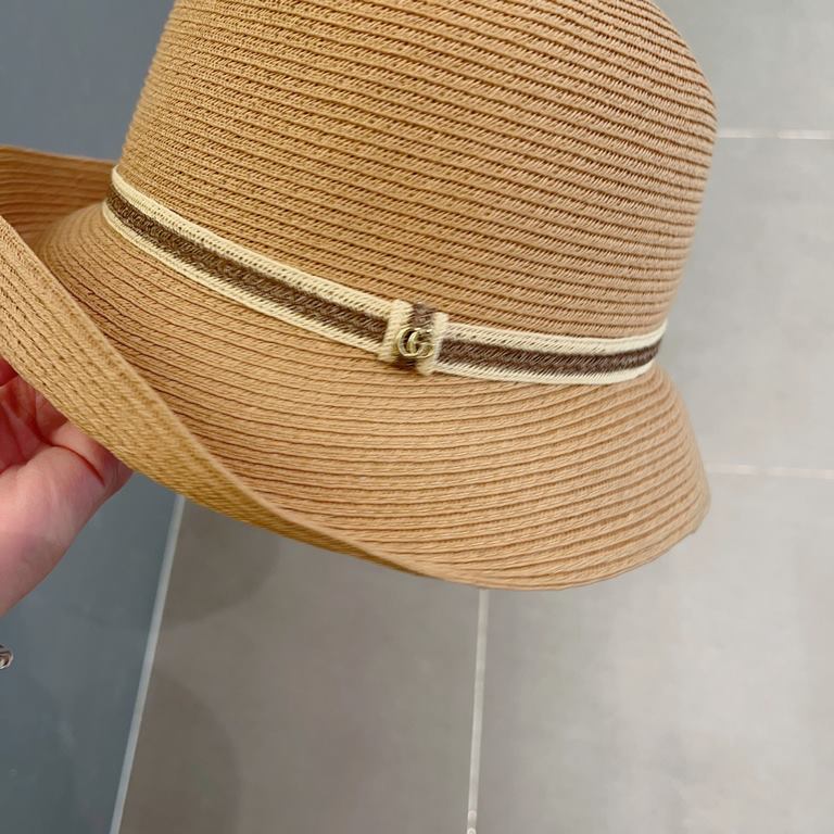 ￥Gucci Gucci New Straw Hat, Rolled Sun Hat, Black Khaki Two Colors, Head Circumference 57cm