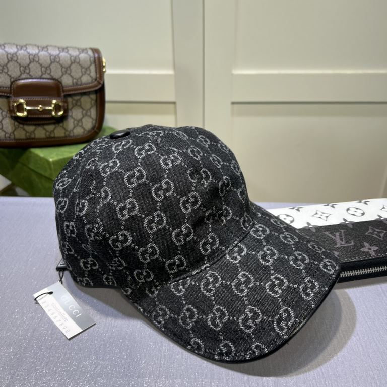 Gucci (Gucci) classic original single baseball cap, double G denim jacquard, retro design, counter 11 open mold order! Original denim fabric   head layer cowhide, lightweight and breathable! In-kind shooting, men and wom