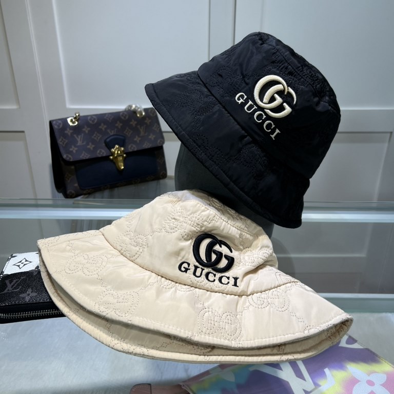 Gucci baseball cap  GUCCI  official website new, baseball cap, original single quality fire attack    The craft is very exquisite High-grade atmosphere upscale! Low-key luxury, easy to carry! Running quantity!