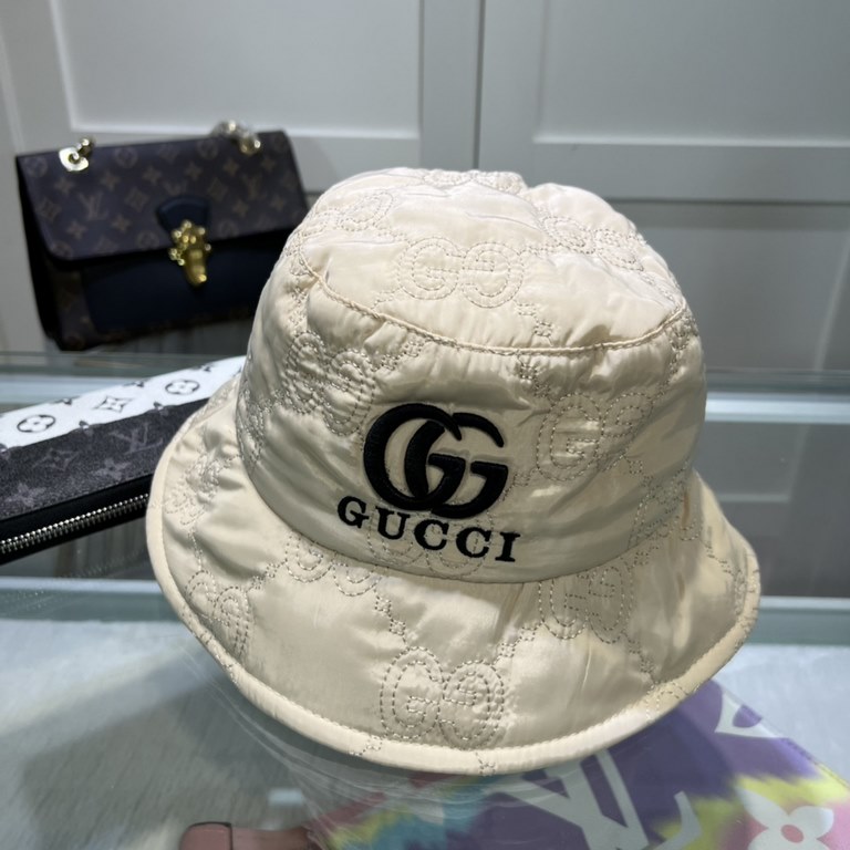 Gucci baseball cap  GUCCI  official website new, baseball cap, original single quality fire attack    The craft is very exquisite High-grade atmosphere upscale! Low-key luxury, easy to carry! Running quantity!