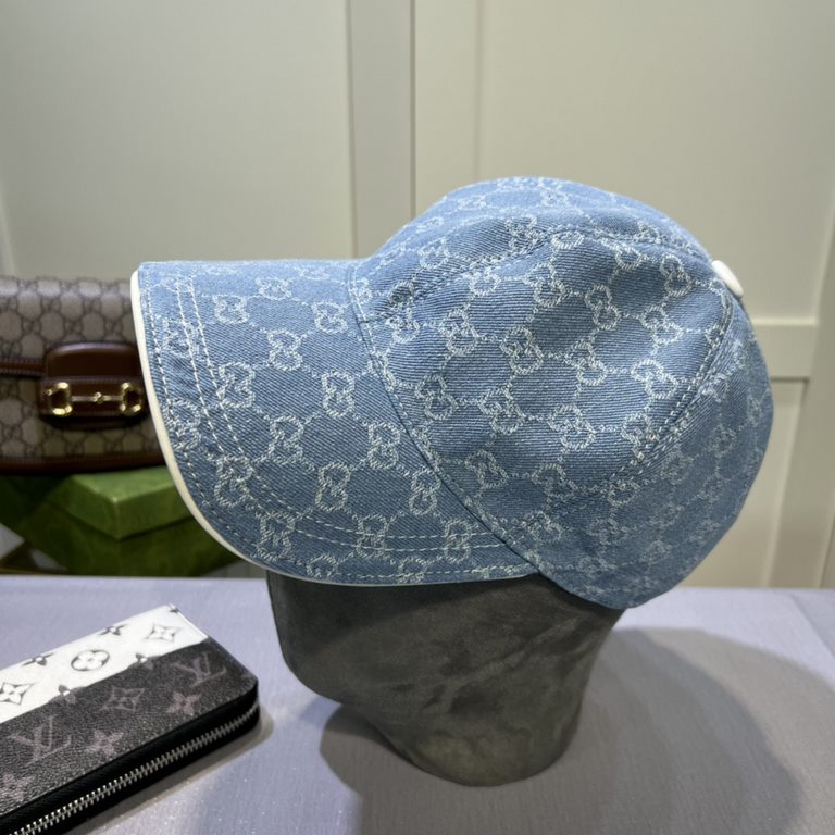 Gucci (Gucci) classic original single baseball cap, double G denim jacquard, retro design, counter 11 open mold order! Original denim fabric   head layer cowhide, lightweight and breathable! In-kind shooting, men and wom