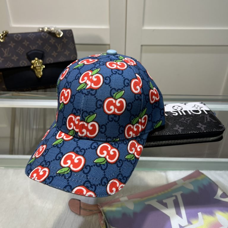 The  Gucci Gucci New Original Baseball Cap is lightweight and breathable! Base head circumference 56, patch adjustable.