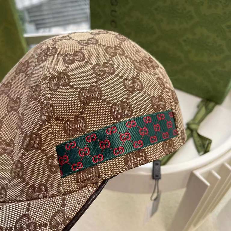 With box cloth bag, Gucci (Gucci) latest original single baseball cap, double G webbing. Counter 11 open mold customized, the highest version, the original canvas material   head cowhide, lightweight and breathable! In-k