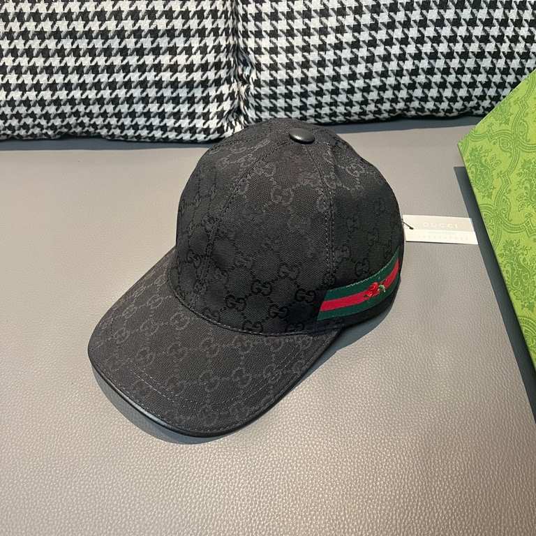 Gucci baseball cap.With box cloth bag, Gucci (Gucci) classic original single baseball cap, flower webbing, counter 11 open mold customized, the highest version, the original canvas material   head layer cowhide, lightwei