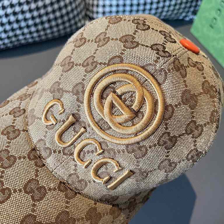 Gucci (Gucci) new original single baseball cap.With box cloth bag, Gucci (Gucci) new original single baseball cap, GUCCI embroidery, 11 open mold customized, heavy gold silk embroidery, details comparable to the counter,