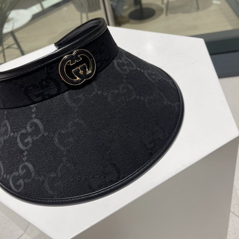 Gucci GUCCI pop-up counter synchronization counter models sun hat hollow cap, super convenient! Good ride! Out on the street must have