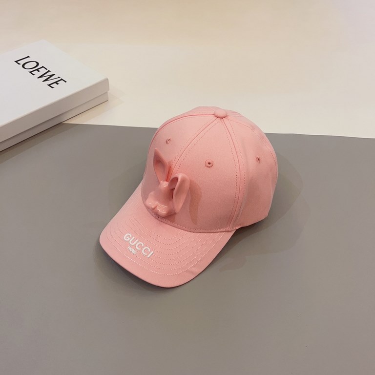 Gucci Gucci   Year of the Rabbit Limited   2023 new rabbit baseball capShow face small, hard top feel super good, fashion personality   duck tongue cap