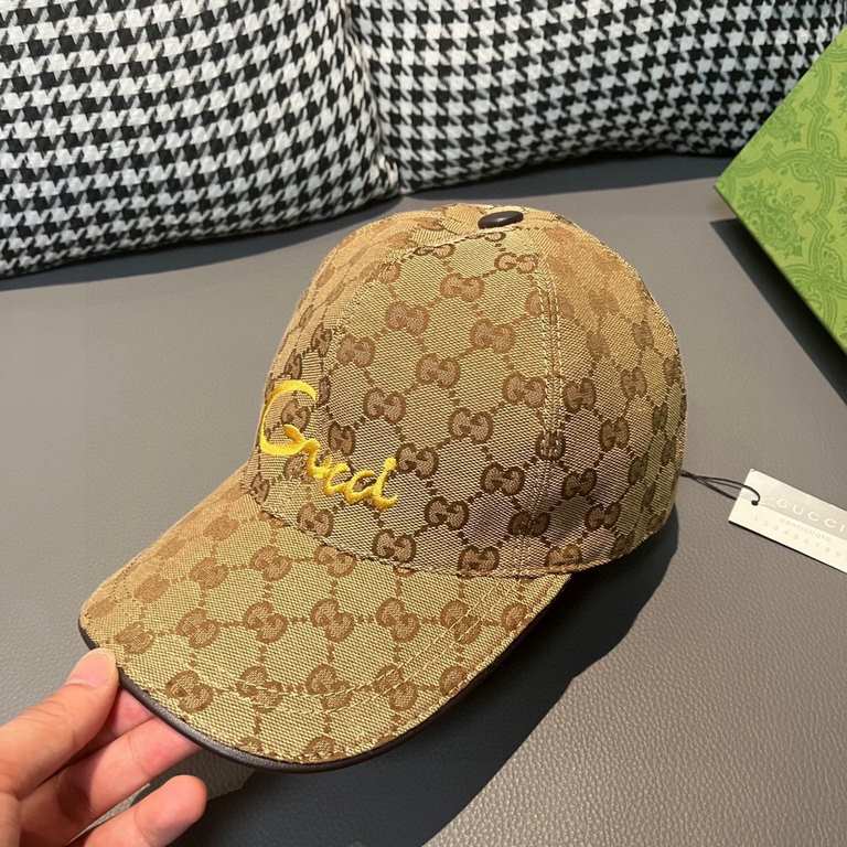 Gucci baseball cap.With box bag, Gucci (Gucci) new original single baseball cap, art word embroidery, 11 open mold customized, heavy embroidery, details comparable to the counter, the original canvas material   head laye