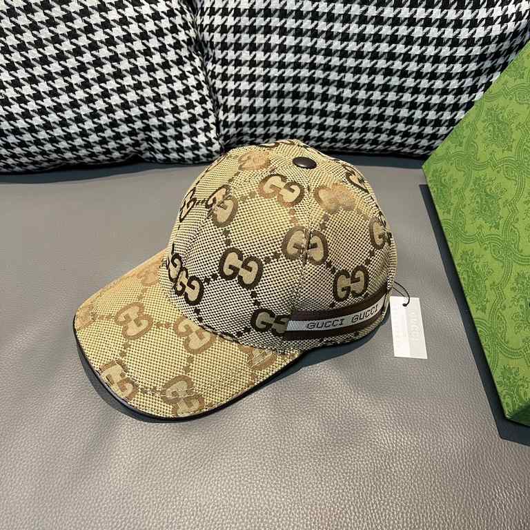 With packaging cloth bag, Gucci Gucci new original single baseball cap, large double G, counter 11 open mold ordering, perfect pair of flowers, the original canvas fabric   head layer cowhide, lightweight and breathable!