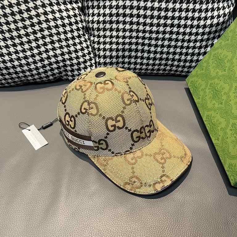 With packaging cloth bag, Gucci Gucci new original single baseball cap, large double G, counter 11 open mold ordering, perfect pair of flowers, the original canvas fabric   head layer cowhide, lightweight and breathable!