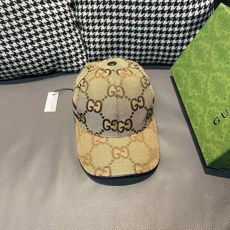 With packaging cloth bag, Gucci Gucci new original single baseball cap, large double G, counter 11 open mold ordering, perfect pair of flowers, the original canvas fabric   head layer cowhide, lightweight and breathable!