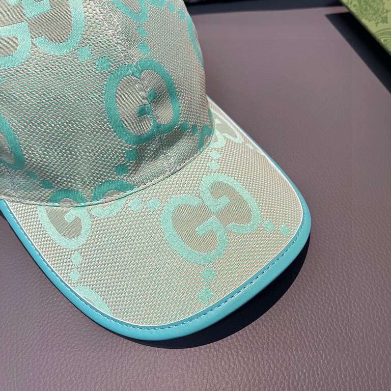 With packaging cloth bag, Gucci Gucci new original single baseball cap, candy color large double G, counter 11 open mold customized, original canvas fabric   head layer cowhide, lightweight and breathable! Basic head cir