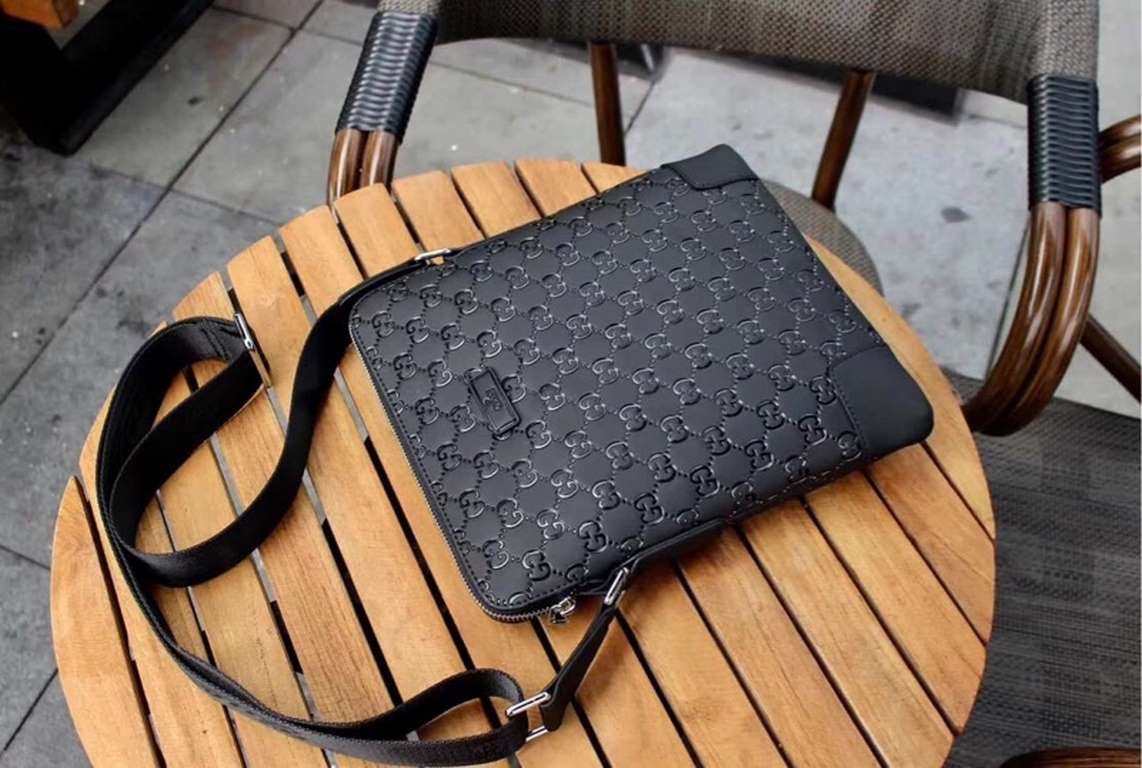 [Original quality] Model K7-3 ~ crossbody bag black Gucci GUCCI [Delight] Men's Casual Series      quite broad smooth generous last design, with superb stitching outlines the leisure of the elegant mood,      depicts the