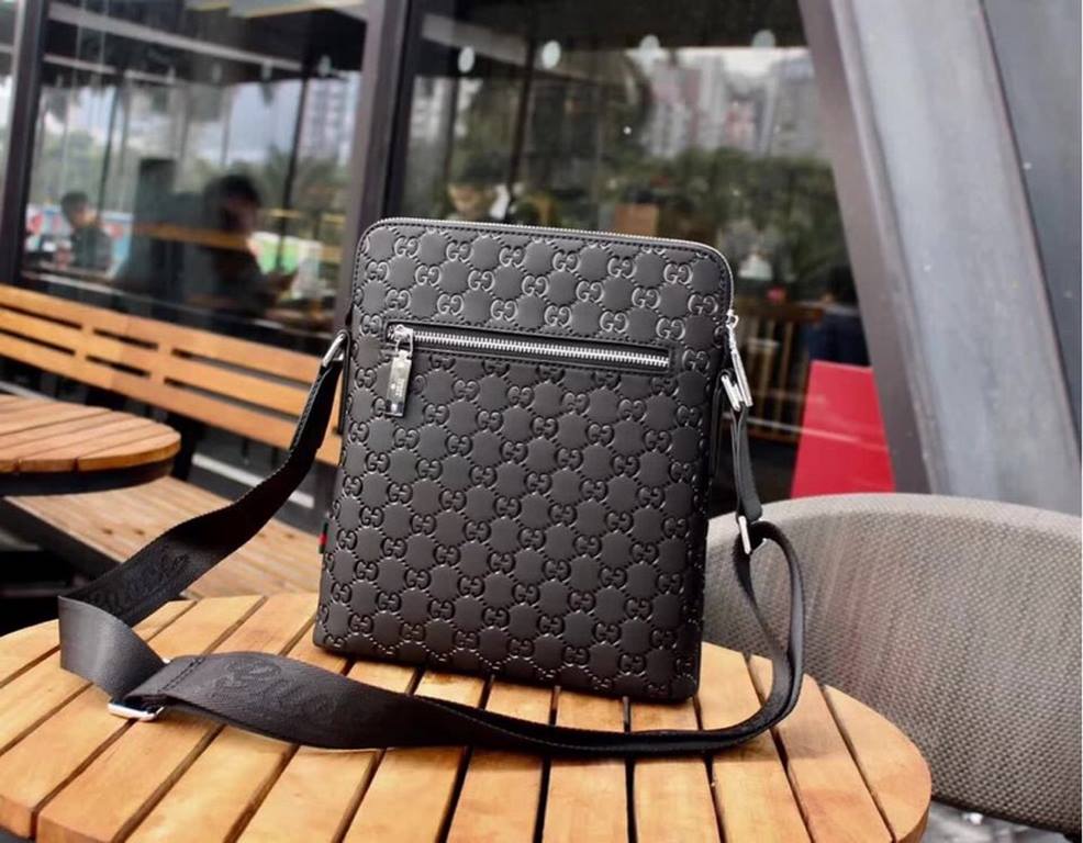 [Original quality] Model K7-3 ~ crossbody bag black Gucci GUCCI [Delight] Men's Casual Series      quite broad smooth generous last design, with superb stitching outlines the leisure of the elegant mood,      depicts the