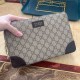 (burst) Gucci men's high-end handbag clutch. Inside and outside are top materials, top imported original ... leather (Italy imported cowhide) ultra-high definition hardware logo logo, top special hardware, high-end velve