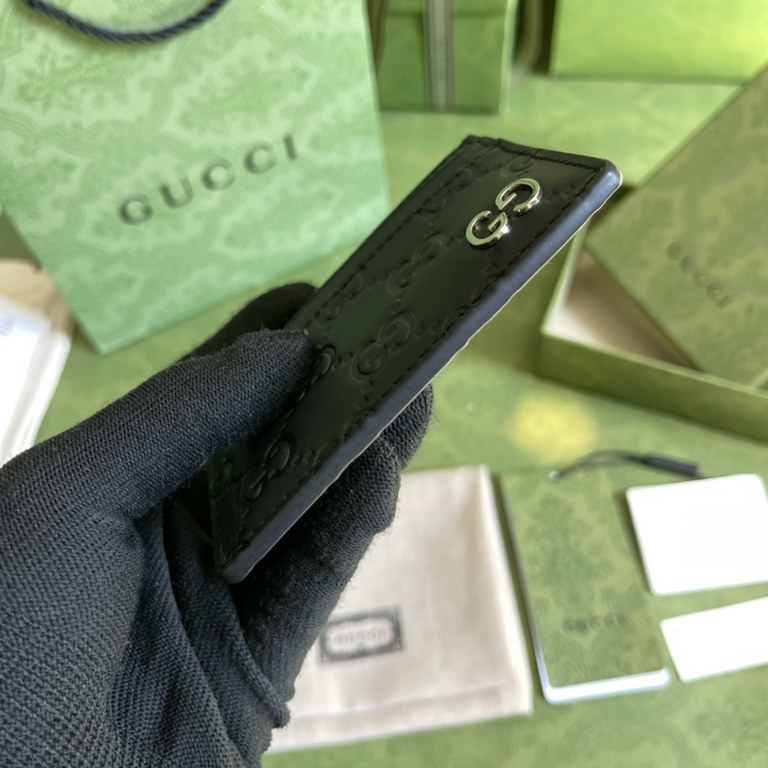 .   With a full set of original green box packaging  G  The newest card case from the house has arrived, which can also be used as a card case and is a practical design piece that the brand has been pushing as a mainstay