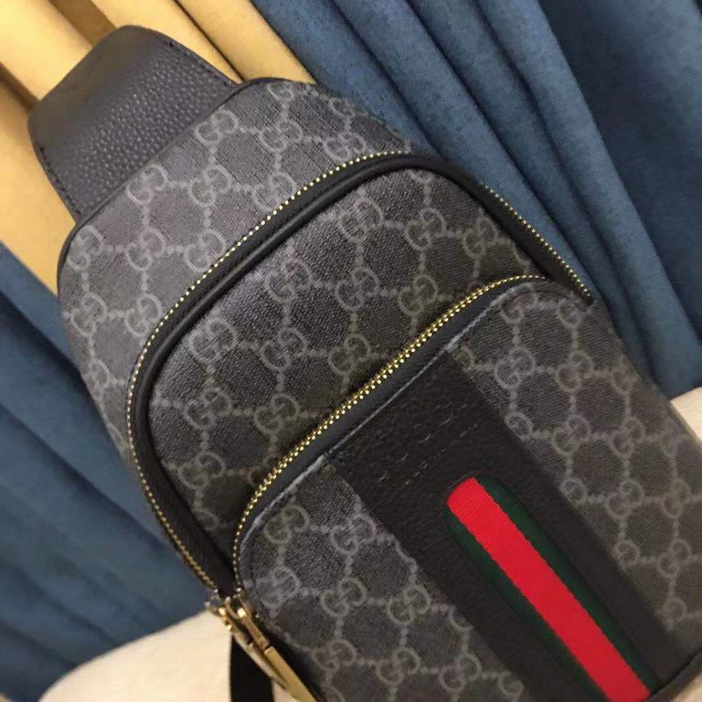 Original goods] Gucci GUCCI Chest BagSize 18-31-5Counter new    heavy hit version of the replica   original leather replica   leather super soft   oversized capacity   customized counter original hardware  smooth zipper 