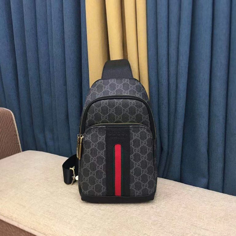 Original goods] Gucci GUCCI Chest BagSize 18-31-5Counter new    heavy hit version of the replica   original leather replica   leather super soft   oversized capacity   customized counter original hardware  smooth zipper 