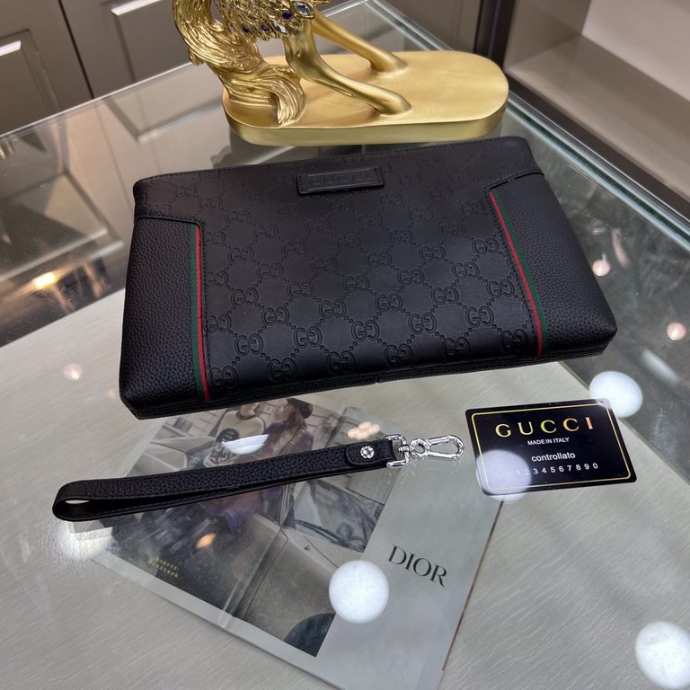 GUCCI Gucci The latest explosion of men's clutch bags, high-end imported double G flower leather Leather grain clear leather luster is excellent, leather feel soft and comfortable    perfect interpretation of the quality