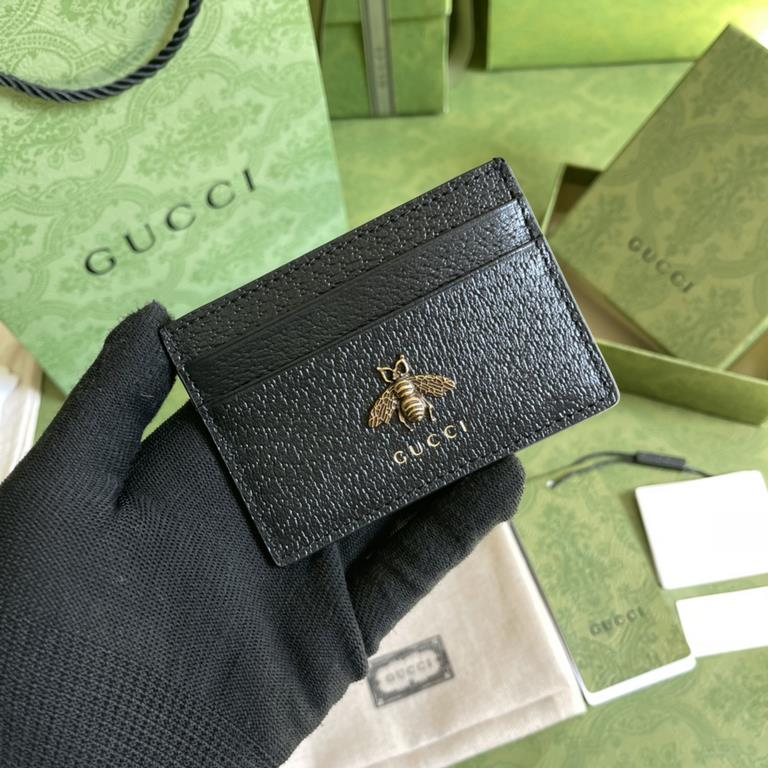 .   With a full set of original green box packaging  G  The newest card case from the house has arrived, which can also be used as a card case and is a practical design piece that the brand has been pushing as a mainstay