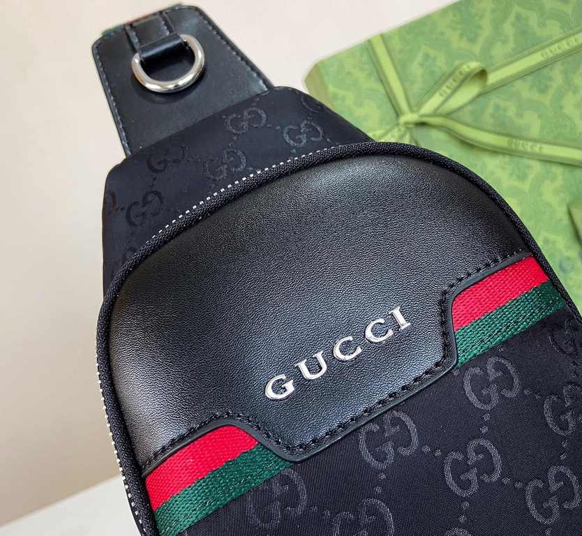 秘秘 [Gucci Chest Packs]    European water goods chest packs fanny packs, heavy money to create a new channel goods   energetic   ideal for men's   original hardware  LOGO clear and unparalleled   the top of the original f