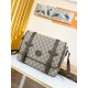 [Gucci Crossbody Bag]    Homage to a classic using the original design elements of the first messenger bagThe flap closes with a magnetic closure for easier access to your belongingsThe bag's interior is spacious and pra