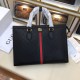 The original official network Model 66493-1 # original single goods [love] Gucci original single authentic new counter with the same high-end men's casual clutch   workmanship super refined and elegant. Equipped with imp