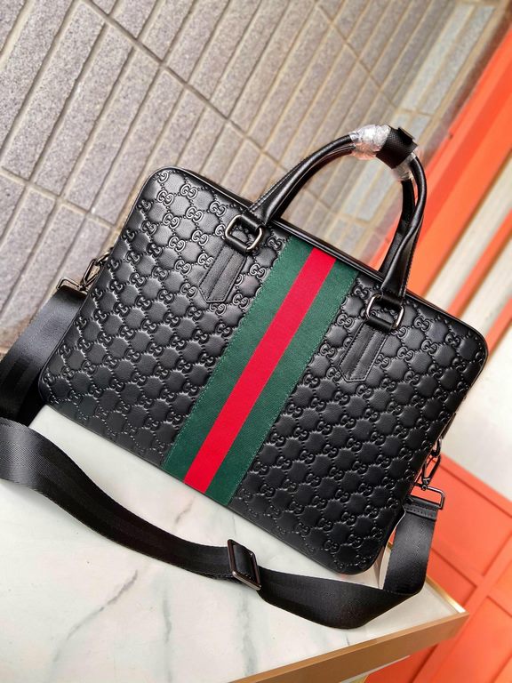 A106-3Gucci Gucci pure cowhide leather briefcase   men's casual handbag computer bag Using exquisite inlay fine work, the classic hundred Physical photography Original original fabric size 39.28.8