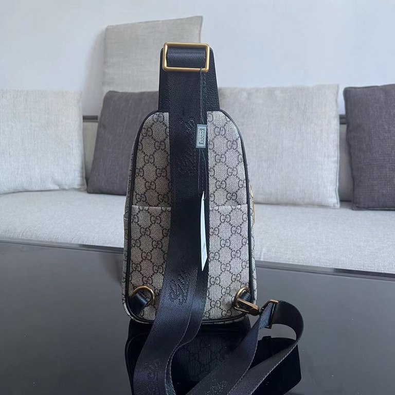 Gucci GUCCI Chest BagSize 18-31-5Counter new    heavy hit replica   original leather replica   leather super soft   super large capacity   customized counter original hardware  smooth zipper    perfect craftsmanship   re