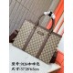 9126 Black Brown  High-end   The new GUCCI Ophidia collection presents a new design briefcase in GG Supreme synthetic canvas, featuring the brand's iconic webbing and double G-shaped hardware. The double handles and deta