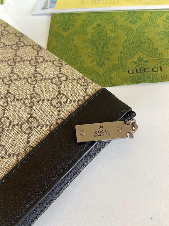 秘秘 [Gucci Clutch]   [color] European original single water goods handbag, heavy to create a new channel goods   energetic   ideal for men's style   original hardware  LOGO clear and unparalleled   top original head layer