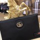 Gucci Gucci   new clutch bag, soft retro double G flower leather, undoubtedly this season is doubly sought after beautiful point la! Low-key luxury, comfortable feel, simple and refreshing design more catering to urban f