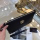 Gucci Gucci   new clutch bag, soft retro double G flower leather, undoubtedly this season is doubly sought after beautiful point la! Low-key luxury, comfortable feel, simple and refreshing design more catering to urban f