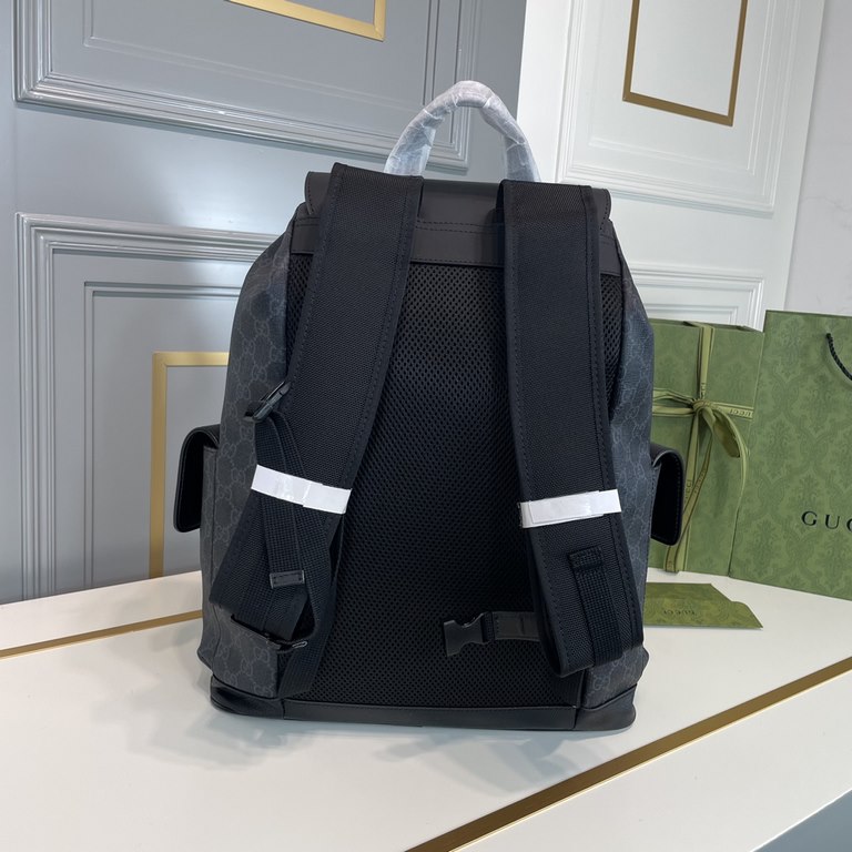 Original single goods [love] Gucci counter with the same models [fireworks] official website synchronization original single authentic. Counter with the same high-end men's casual backpack   workmanship is super refined 