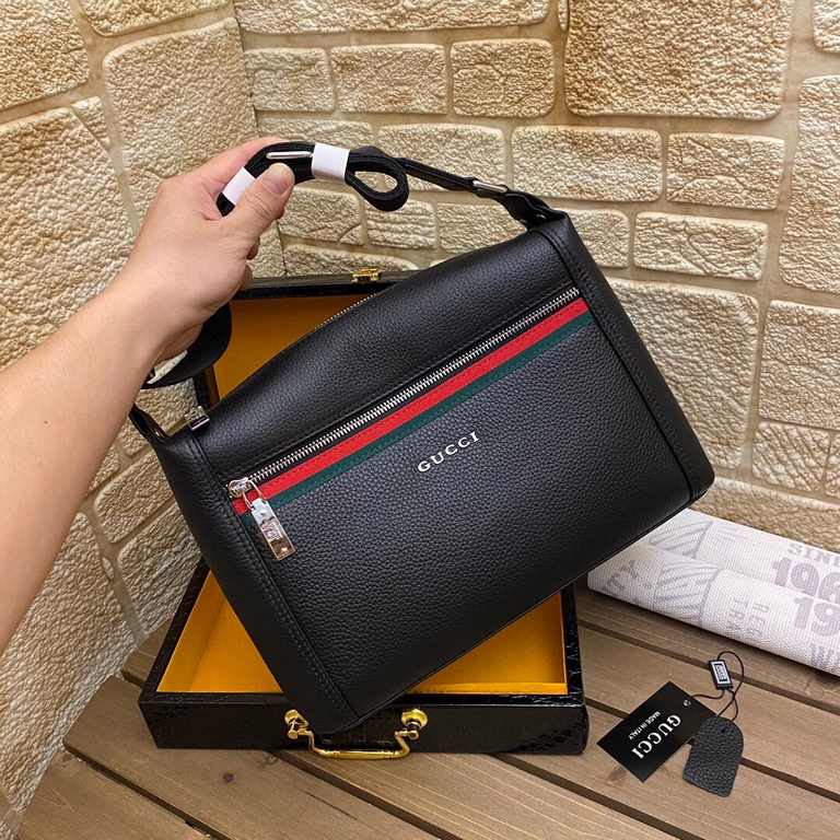 GUCCl Gucci [large capacity] (Model 1313-2) casual crossbody bag [color] black ~ high-end quality (top workmanship) [material] Gucci GUCCl counter purchased new   original imported head layer   cowhide   authentic import