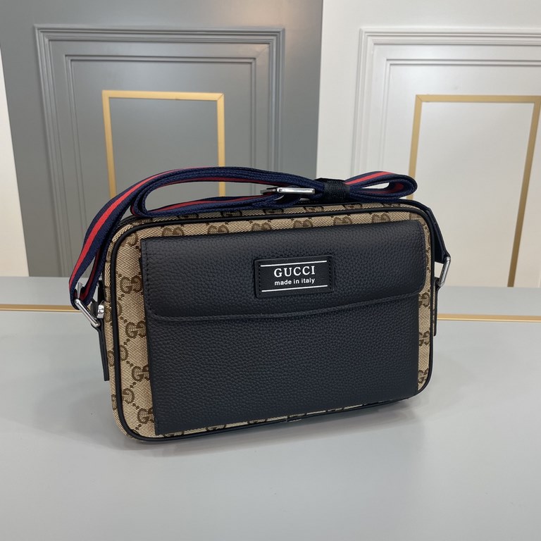 Original single goods [love] Gucci new original single authentic new counter with the same high-end men's casual cross-body bag   workmanship is super refined and elegant. With imported raw materials cowhide counter spec