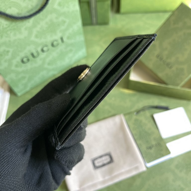 .   With a full set of original green box packaging  G  The newest card case from the house has arrived, which can also be used as a card case and is a practical design piece that the brand has been pushing as a mainstay