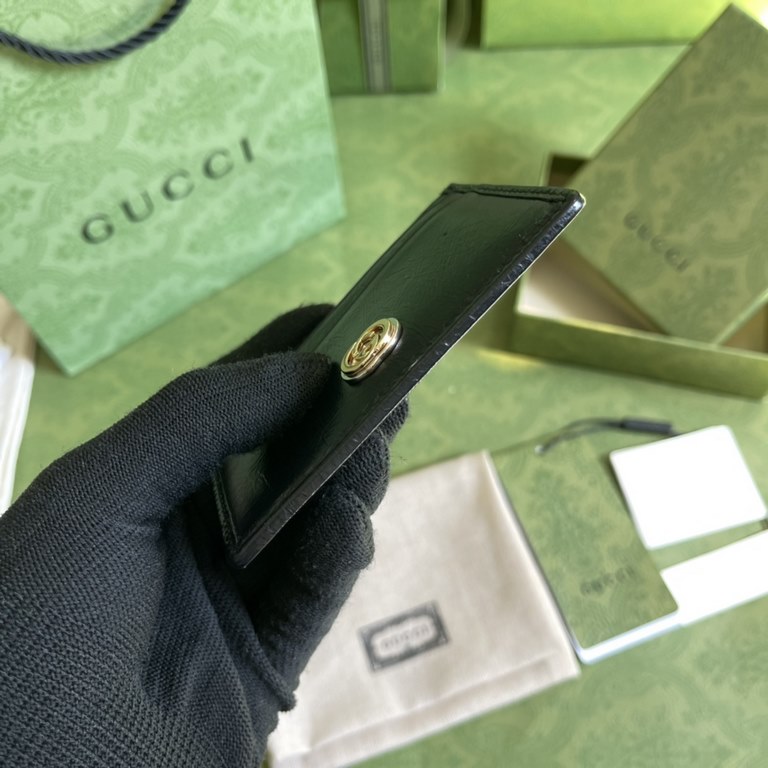 .   With a full set of original green box packaging  G  The newest card case from the house has arrived, which can also be used as a card case and is a practical design piece that the brand has been pushing as a mainstay