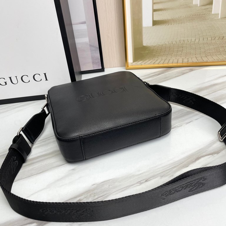 The original official network Model 674174-4 # top original single goods Gucci GUCCI counter popular models, high-end atmosphere, fashion and taste, the latest top GUCCl natural rate of head-layer cowhide, feel good fabr