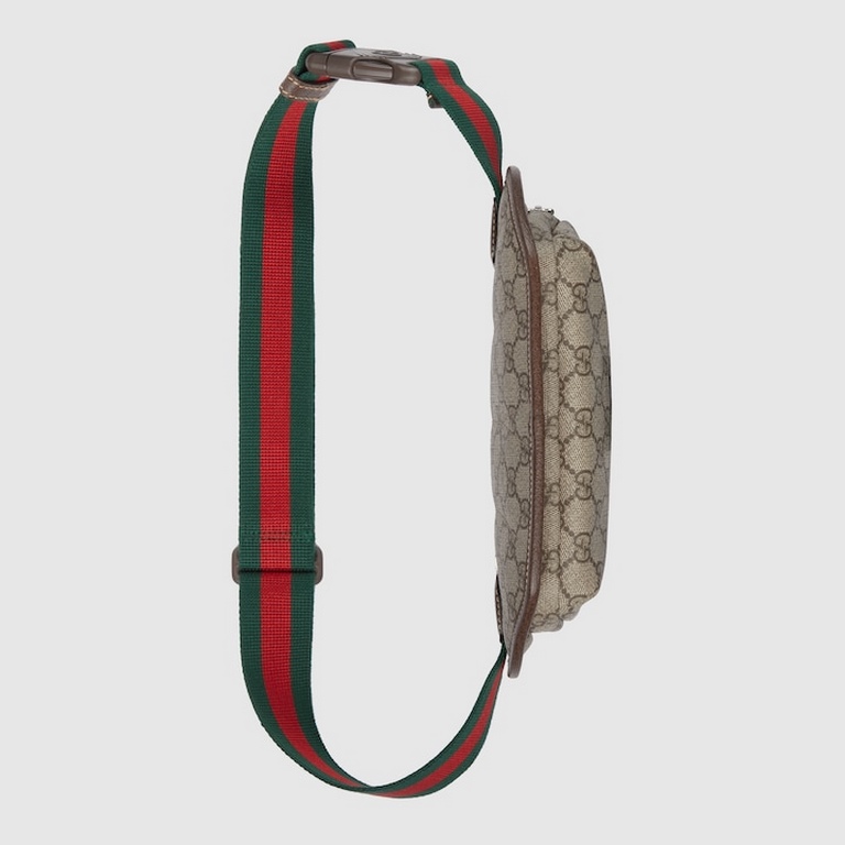 GGG Belt Pouch Model No. 760217Widely used in Gucci's collections, GGG Supreme canvas has become an iconic fabric. On this fanny pack, it's crafted in beige and ebony, injecting a touch of modernity into this accessory.G