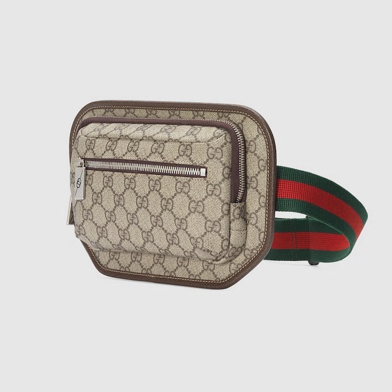 GGG Belt Pouch Model No. 760217Widely used in Gucci's collections, GGG Supreme canvas has become an iconic fabric. On this fanny pack, it's crafted in beige and ebony, injecting a touch of modernity into this accessory.G