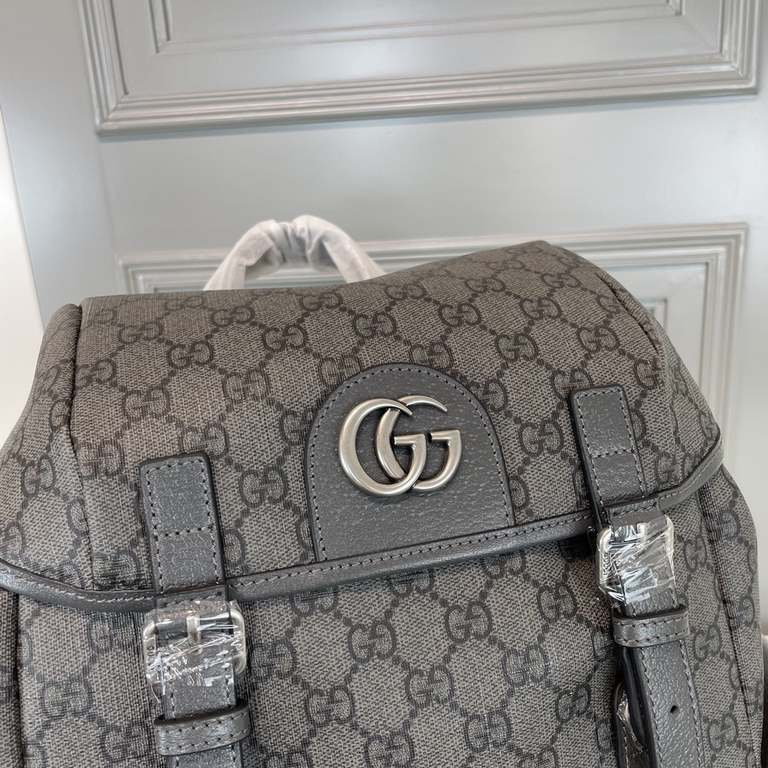 Original single goods [love] Gucci counter with the same models [fireworks] official website synchronization original single authentic. Counter with the same high-end men's casual backpack   workmanship is super refined 