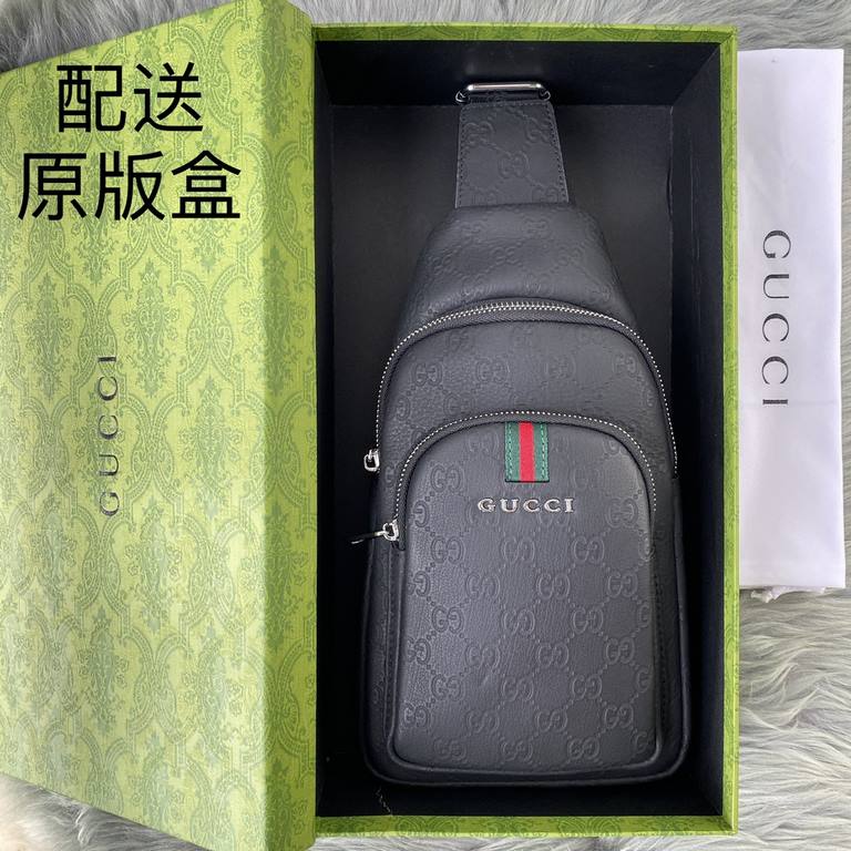 , [distribution of the original box] [original single goods] [love] Gucci original single authentic new counter with the same high-end men's casual chest bag   workmanship is super refined and elegant. With imported raw 