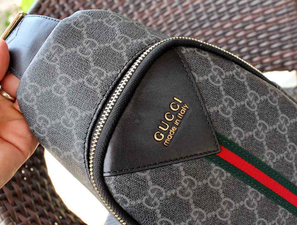 Lot. Gucci model 33032# black [imported hardware   with hand   wrist buckle  ] men's bag chest bag   explosive [strong] [strong]   counter synchronization, the original imported head layer cowhide, high-end wheat!   Orig