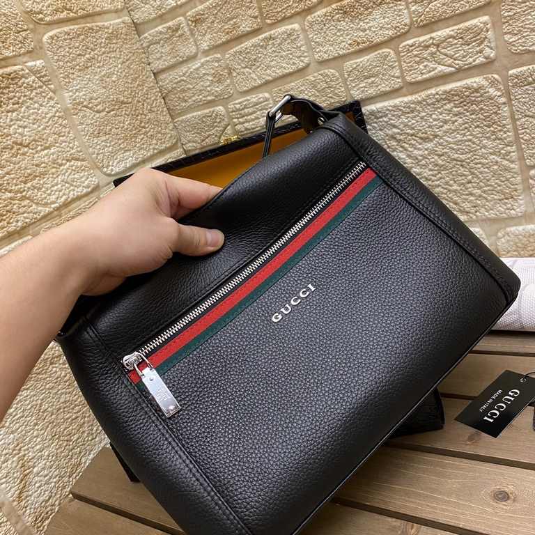 Top quality 【Large capacity】 （Model 1313-2）G family casual crossbody bag 【Color】Black～High-end quality（Top workmanship）【Material】Gucci counter purchase new Original imported head layer   cowhide Authentic imported Gucci 