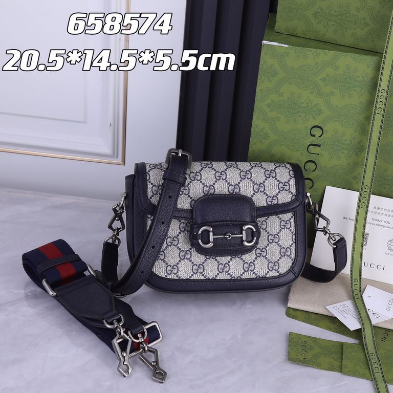 ! [Exclusive real shot background]   Top original single   GUCCI Gucci 1955 Horsebit Bag Horsebit Buckle Saddlebag,  Color pvc blue material with orchid leather  2022 must-have single product, the classic horsebit buckle