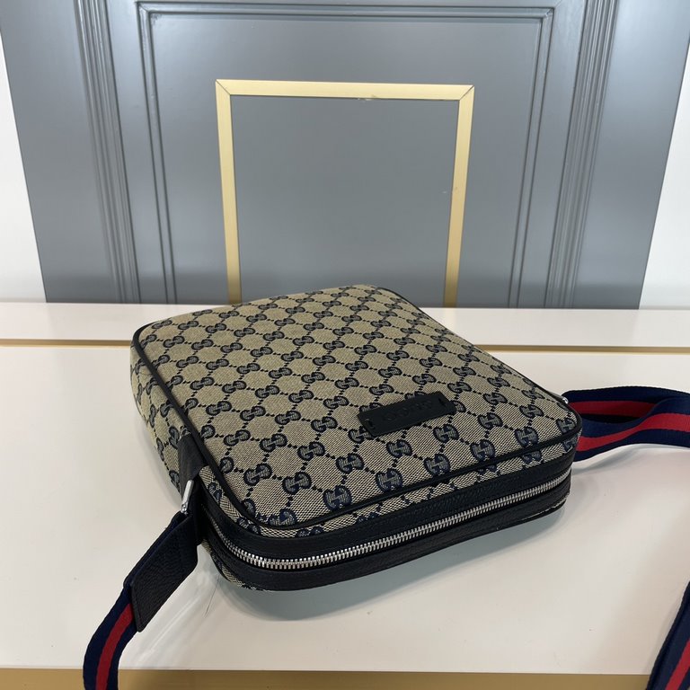 Original single goods [love] Gucci new original single authentic new counter with the same high-end men's casual cross-body bag   workmanship is super refined and elegant. With imported raw materials cowhide counter spec