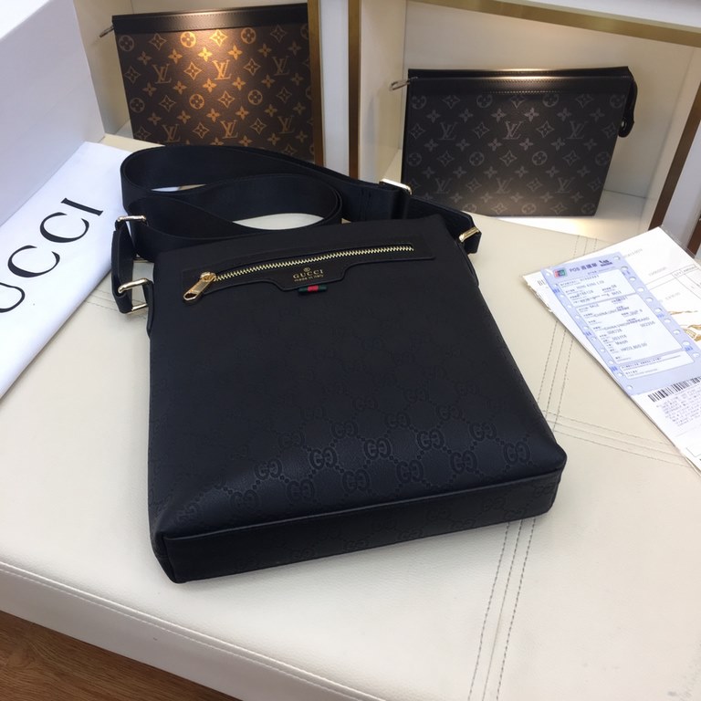 .       Original official website 66578-3 Gucci original single authentic new counter with the same high-end men's casual cross-body bag   workmanship is super refined and elegant. With imported raw materials cowhide cou