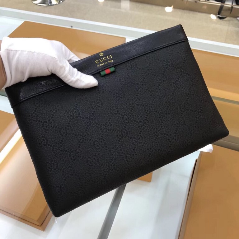 .     The original single official website 1040 # top original goods Gucci GUCCI counter popular models, high-end atmosphere, fashion and taste, the latest top GUCCl special head layer cowhide, feel good thickness enough